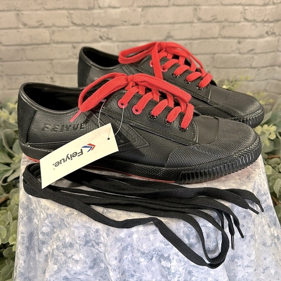 FEIYUE X STAPLE 1920 Black Leather Low Full Color Pigeon Sneakers Men’s 10🖤NWT - Picture 9 of 12